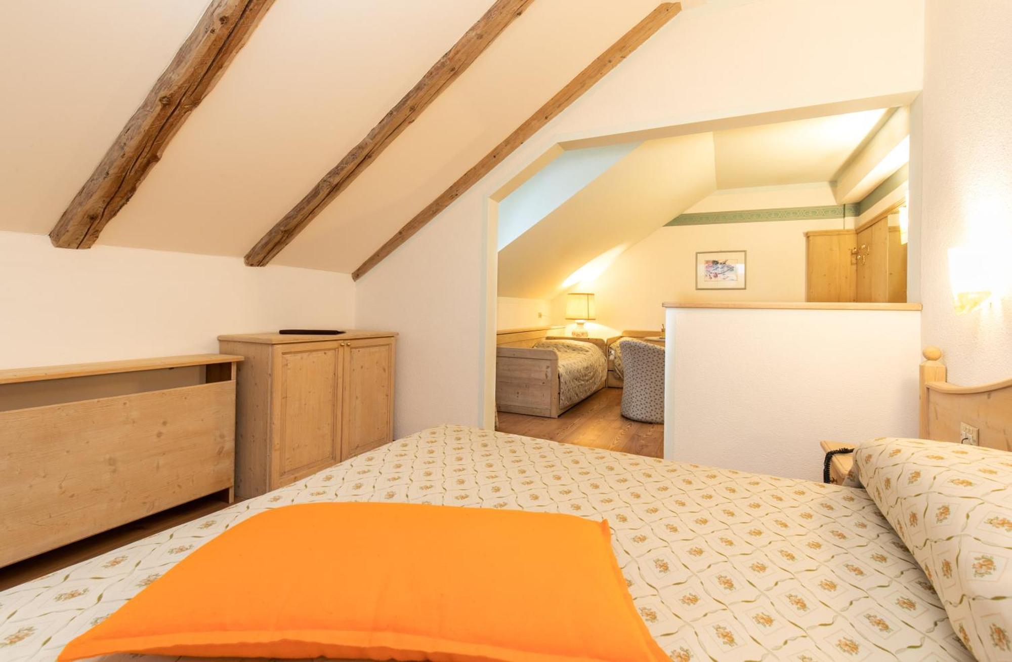 G. Hotel Des Alpes San Martino Di Castrozza Bagian luar foto